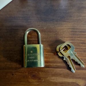 Louis Vuitton Lock and keys